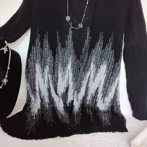 Chico's Black and Gray Cardigan Sweater - Picture 4 of 10